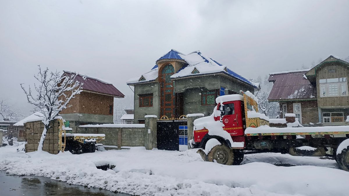 Kashmir, Himachal, Uttarakhand Likely To Receive Snowfall; Rain